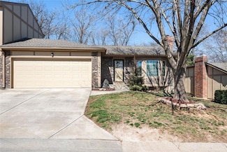 10920 W 96th Place, Overland Park, KS 66214