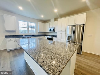202 Thompson Dr, West Windsor Township, NJ 08550