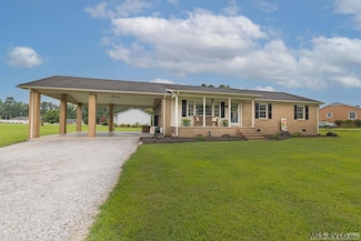 314 Allen Ct, Emporia, VA 23847