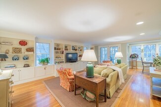 33 Ledgelawn Ave, Lexington, MA 02420