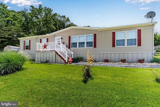 45 Meadowview Dr, New Bloomfield, PA 17068