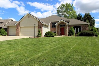 2001 Winding Creek Ln, Fort Wayne, IN 46804