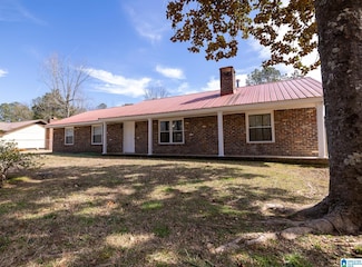 29 Cooley Ln, Talladega, AL 35160