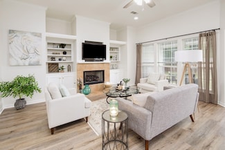 3107 Pleasant Forest Dr, College Station, TX 77845