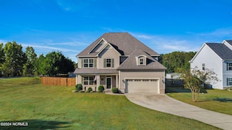 501 Daylily Ct, Carthage, NC 28327