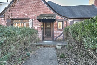 620 Lawrence Ave, Bristol, VA 24201