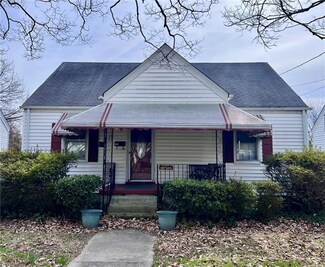 977 Wolcott Ave, Norfolk, VA 23513