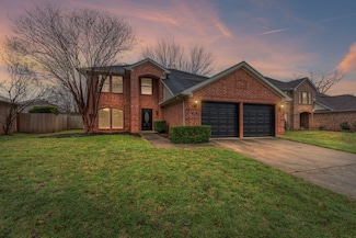 322 Ashley Oak Ln, Lake Dallas, TX 75065