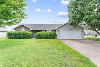 144 Leighs Way, Reeds Spring, MO 65737