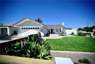 21651 Hilaria Cir, Huntington Beach, CA 92646