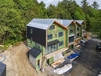 2438 Mountain Rd Unit 3, Stowe, VT 05672