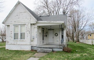 408 Myers St, Shelbina, MO 63468