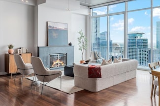 360 Nueces St Unit 4305, Austin, TX 78701