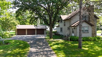2100 Clearwater Rd, Saint Cloud, MN 56301
