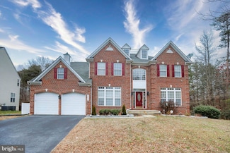 9906 Farm Pond Rd, Laurel, MD 20708