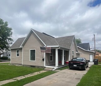 318 N Bellevue Ave, Hastings, NE 68901