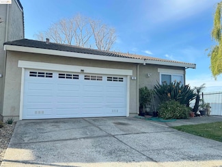 10 Sea Point Way, Pittsburg, CA 94565