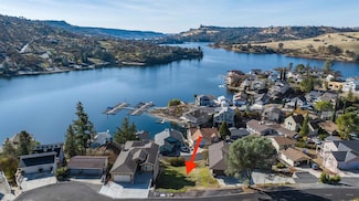 785 Poker Flat Rd, Copperopolis, CA 95228