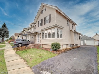 212 Thompson Ave, Roselle, NJ 07203