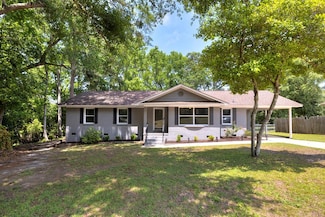 2285 Drexel Ct, Dalzell, SC 29040
