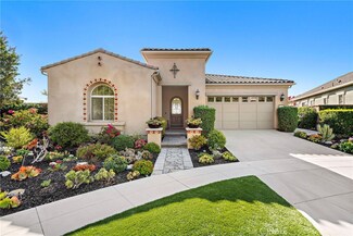 2 Garza Ct, Ladera Ranch, CA 92694