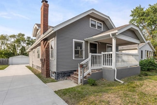 520 Renrose Ave, Loves Park, IL 61111