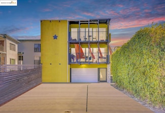 2327 10th St Unit 4, Berkeley, CA 94710
