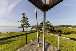 522 Whitecliff Farm Rd, Decatur Island, WA 98221