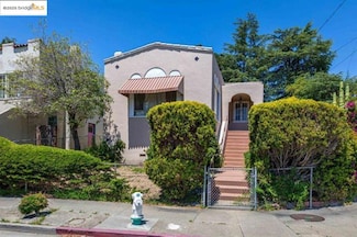3151 Rawson St, Oakland, CA 94619