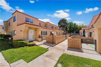 43441 30th St W Unit 3, Lancaster, CA 93536