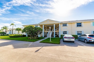 500 Grove Isle Cir Unit 202, Vero Beach, FL 32962