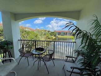 822 Villa Cir, Boynton Beach, FL 33435