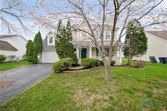 1528 Indian Creek Dr, Perrysburg, OH 43551