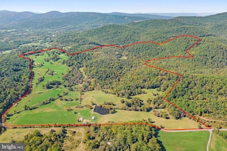 4800 Fiery Run Rd, Linden, VA 22642