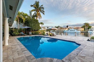 2224 Sunrise Key Blvd, Fort Lauderdale, FL 33304