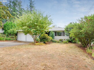 4216 SW Pendleton St, Portland, OR 97221