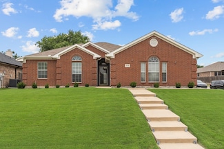 5749 Imes Ln, Fort Worth, TX 76179