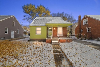 6106 Oldtown St, Detroit, MI 48224