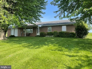 267 Shade Rd, Mc Alisterville, PA 17049