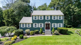 137 Conservation Dr, Whitinsville, MA 01588