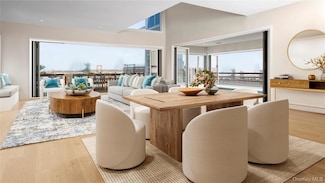 825 Dune Rd, Westhampton Beach, NY 11978