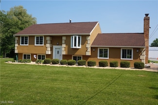 6019 New London Rd, Ashtabula, OH 44004