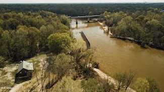 168 Adams Warner Rd, Poplarville, MS 39470