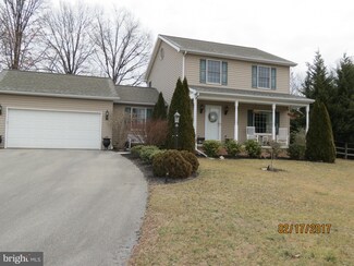 16806 Custer Ct, Williamsport, MD 21795