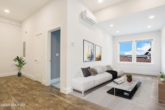 44 Greenwich Ave Unit 3-1, Greenwich, CT 06830