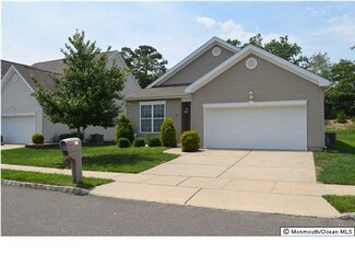 97 Briarwood Dr, Tuckerton, NJ 08087