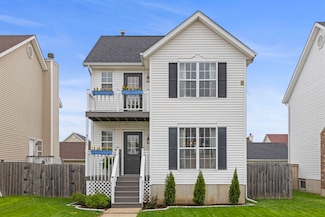 711 W Benham St, Kirkland, IL 60146
