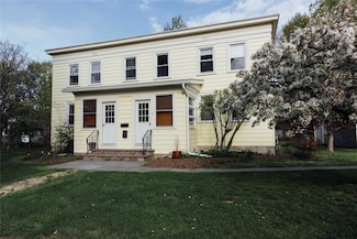 21 Moore Ave, Chatham, NY 12037