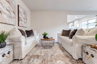 15706 Dunmoor Dr, Houston, TX 77059