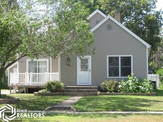 1411 N Adams St, Carroll, IA 51401